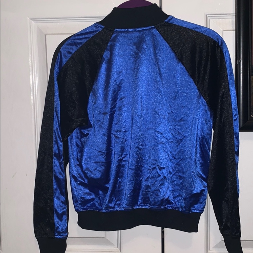 jacket - Picture 3 of 3